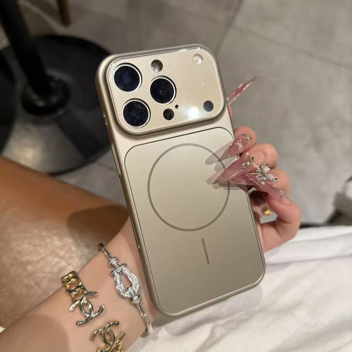 Nano Frosted Glass Magsafe Case